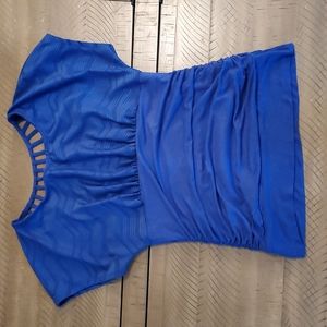 🦋5/$15 Royal Blue Top MED.